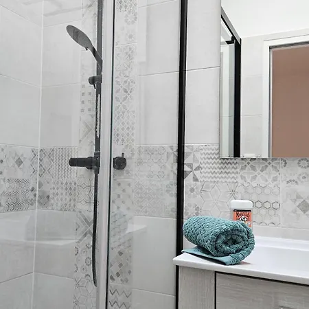 Дом отдыха Le De Billie Centre *