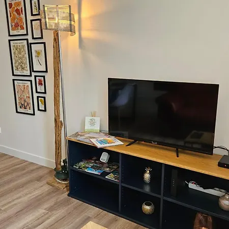 Le De Billie Centre * Le Fuilet