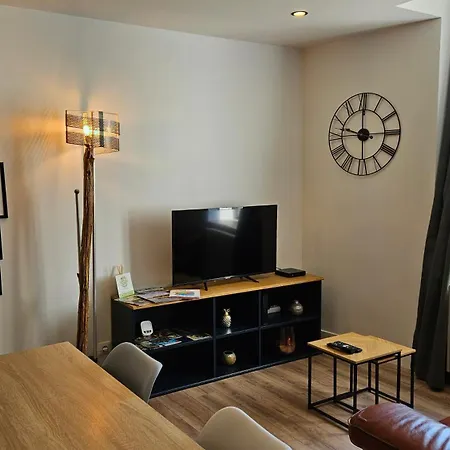 Дом отдыха Le De Billie Centre *