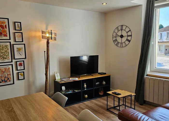 Semesterbostad Le De Billie Centre *